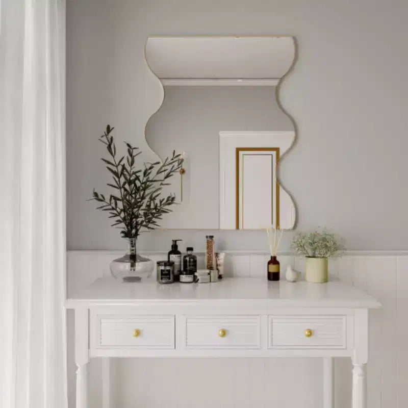 Specchio da parete rettangolare dorato 30x35 con bordi ondulati: Cornice in metallo, per Trucco, per Vestirsi - Elegante per Bagno, Soggiorno, Camera da letto