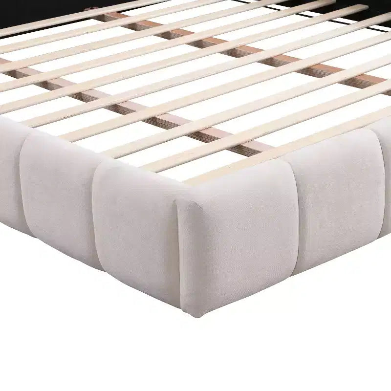 Letto imbottito in ciniglia con motivo a scacchiera