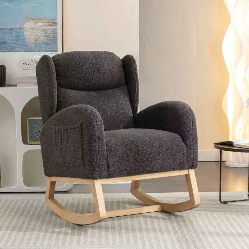 Sedia a dondolo in tessuto Teddy con gambe in legno, avorio