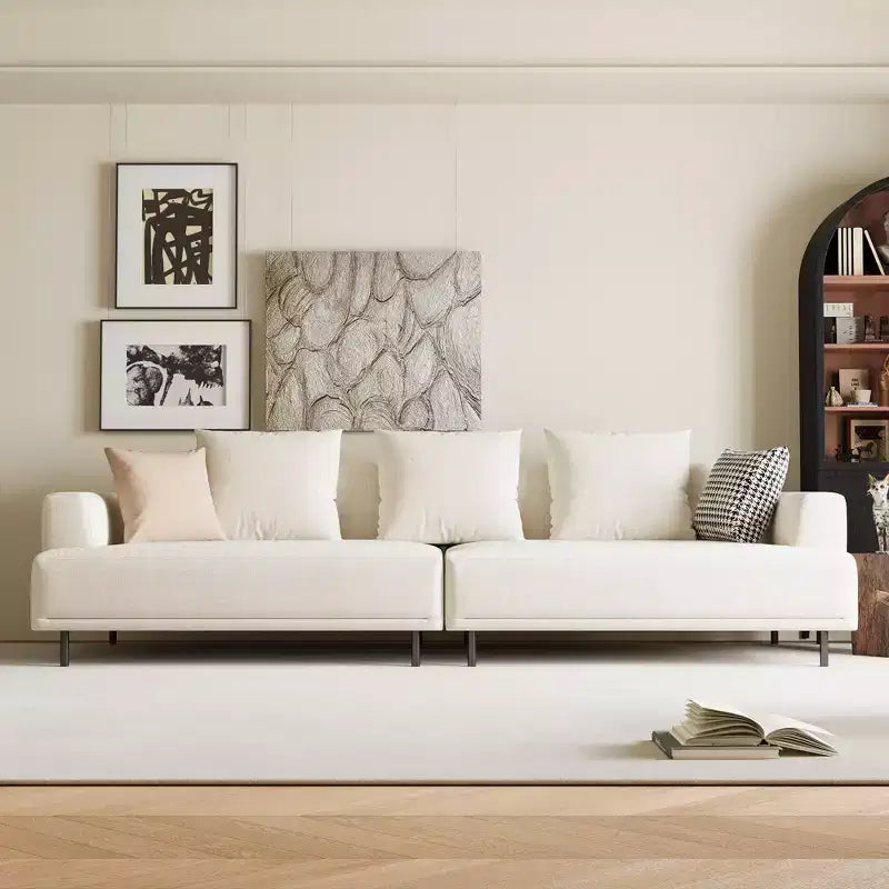 Divano moderno in tessuto traspirante di cotone-lino, struttura in legno massello, cuscino seduta in spugna ad alta elasticità, beige chiaro