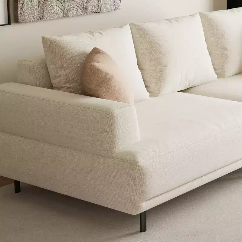 Divano moderno in tessuto traspirante di cotone-lino, struttura in legno massello, cuscino seduta in spugna ad alta elasticità, beige chiaro