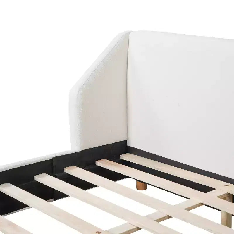 Letto moderno in legno imbottito in Bouclé con testiera ad alette extra large